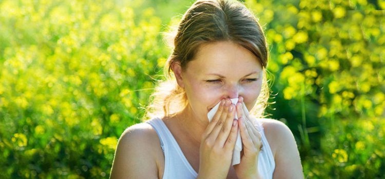 9 Ways to Keep Seasonal Allergies at Bay